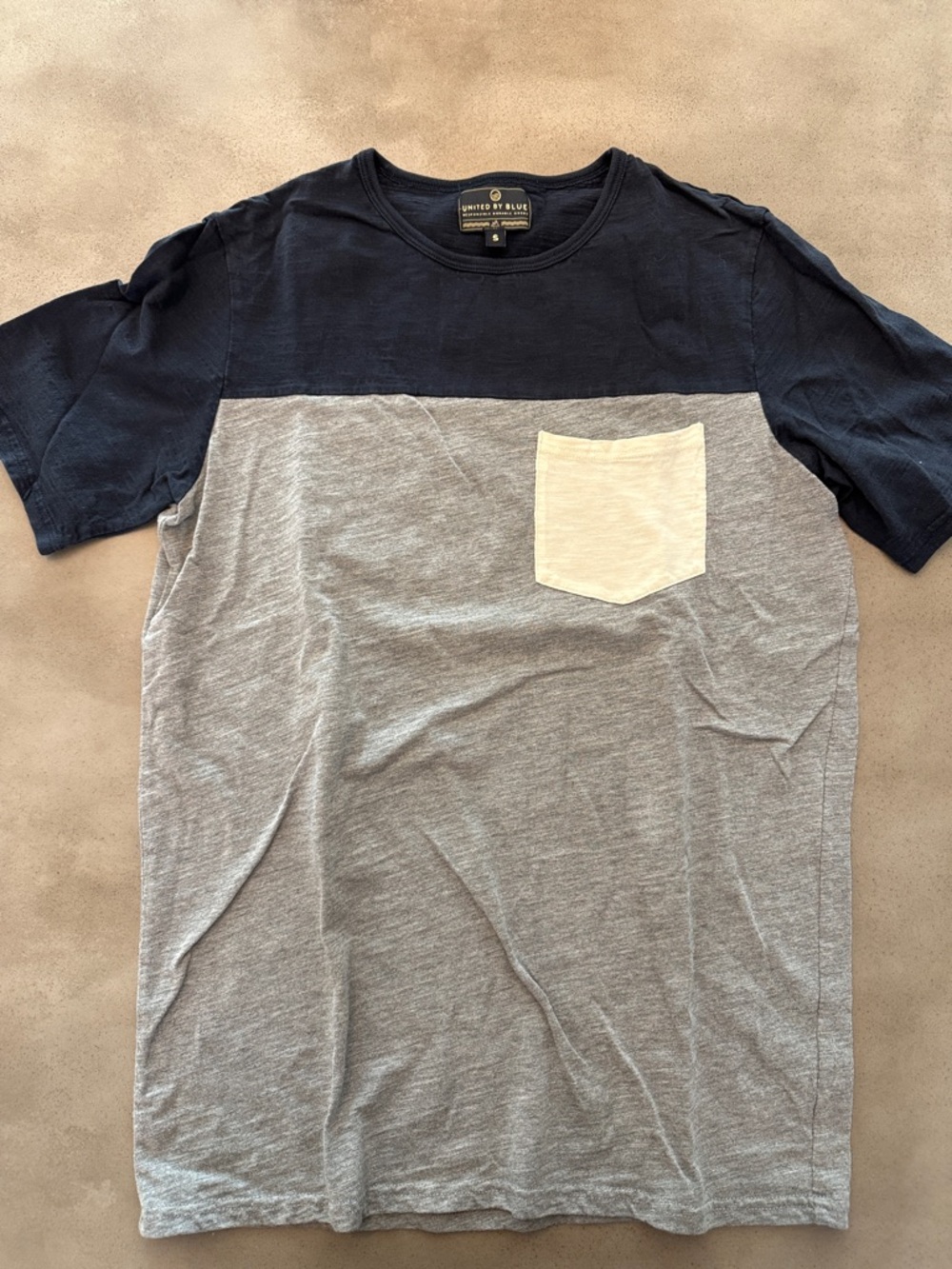 😎 United By Blue Men's Two-Tone Navy and Gray Pocket Tee